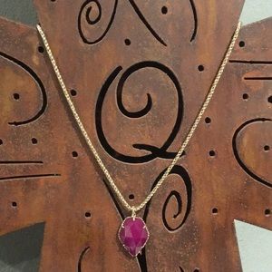 Kendra Scott pendant necklace